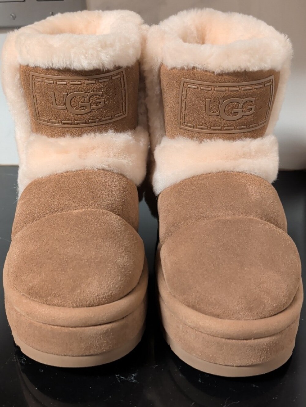 UGG Wmns Classic Chillapeak 'Chestnut' Boots Size 8 NWOT MSRP $260 - Picture 4 of 9
